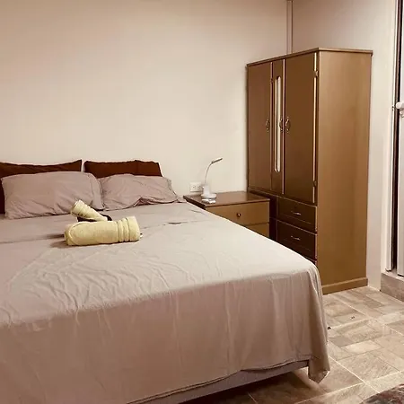 Machala Comoda Suite Privada Con Parqueo En Urb Exterior photo