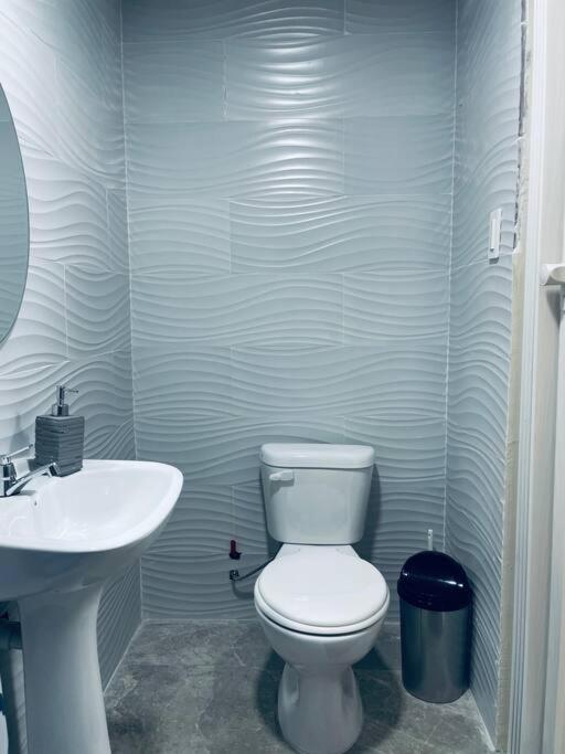Apartment Comoda Privada Con Parqueo En Urb Machala